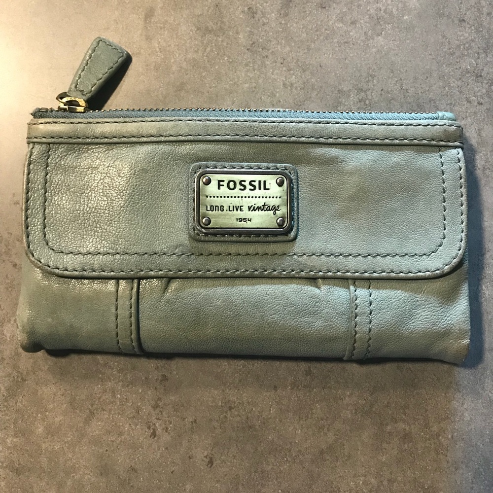 Fossil wallet